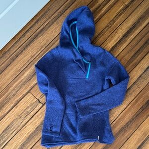 Stio Women's Sweetwater Fleece Hoodie in Blue